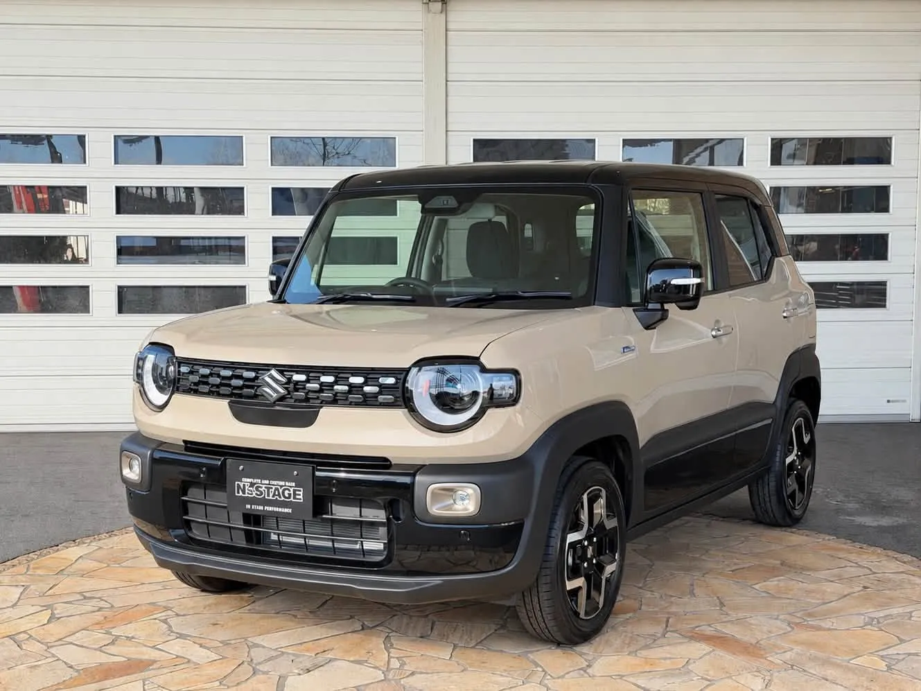 SUZUKI 🚙クロスビー展示中❗️